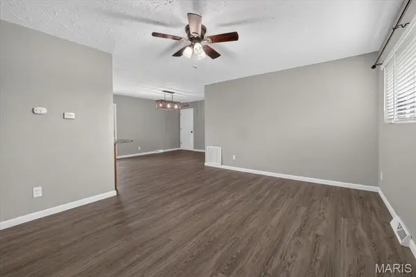 261 E Back ST, Hecker, IL 62248