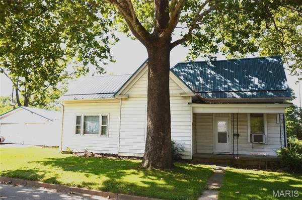 602 Moore ST, Farmington, MO 63640
