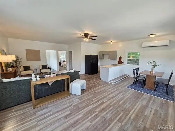 603 N 3rd ST, La Grange, MO 63448