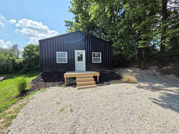 603 N 3rd ST, La Grange, MO 63448