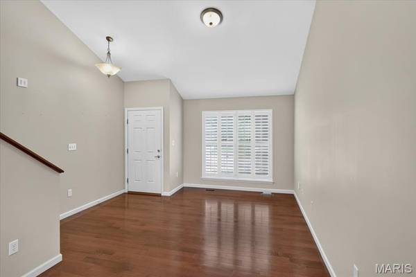 1731 Preston Centre DR, Fenton, MO 63026