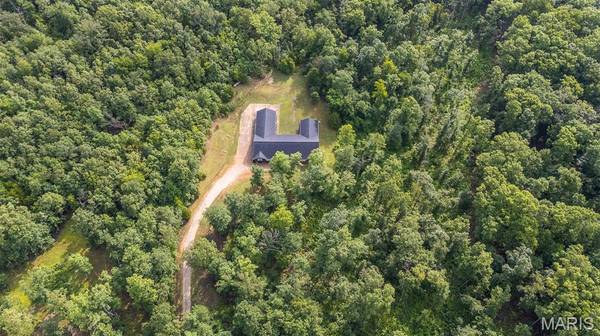 251 Rival LN, Poplar Bluff, MO 63901