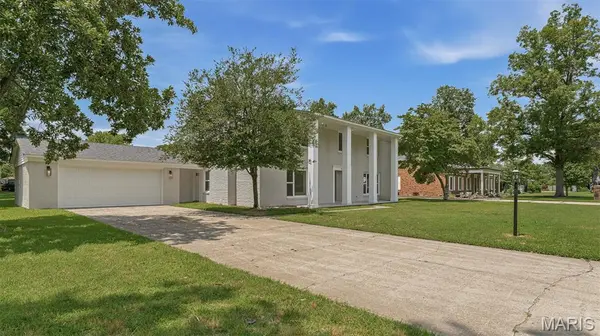 1105 Kenwood AVE, Kennett, MO 63857