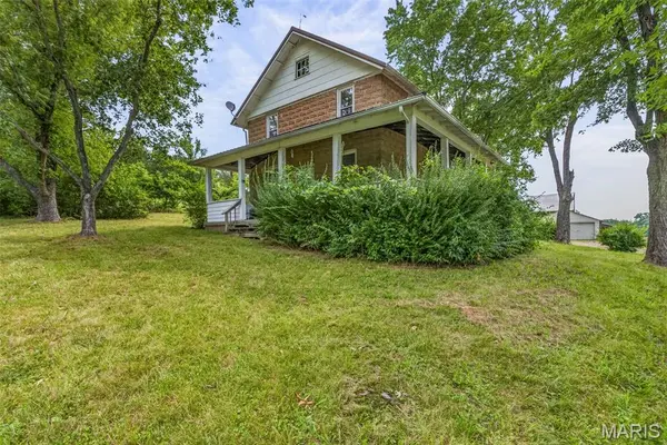 10572 Mapaville Hematite RD, Festus, MO 63028