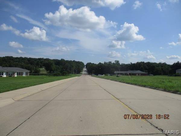 57 Saint Andrews DR, Union, MO 63084