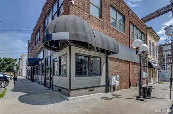 215 W 3rd ST, Alton, IL 62002