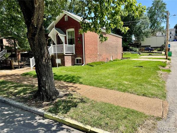 5512-5514 Columbia AVE, St Louis, MO 63139