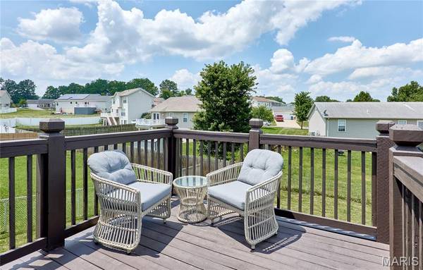 34 Robin Hood DR, Troy, MO 63379