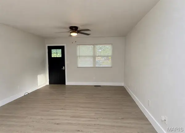 433 W Eldon ST, St James, MO 65559