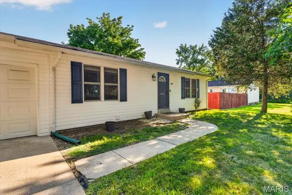3605 Coriander DR, St Charles, MO 63303