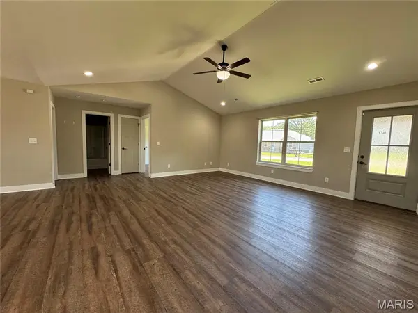 152 Mesa DR, Waynesville, MO 65583