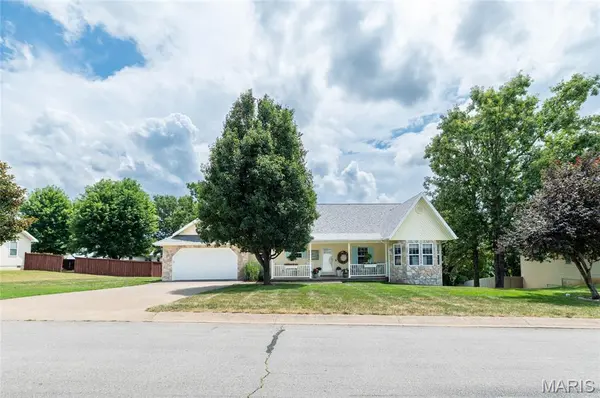 125 Mesa DR, Waynesville, MO 65583