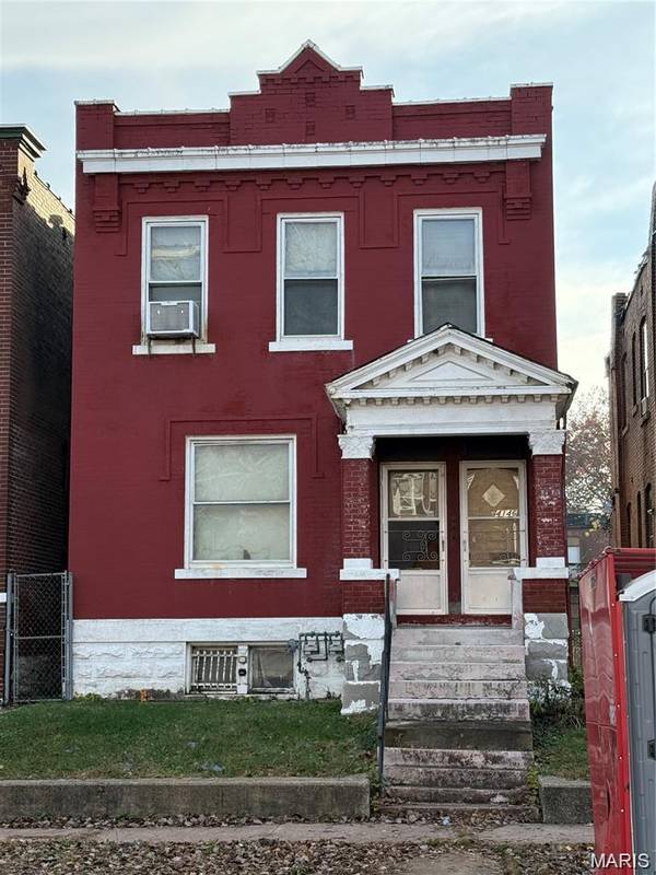 4146 Labadie AVE, St Louis, MO 63115