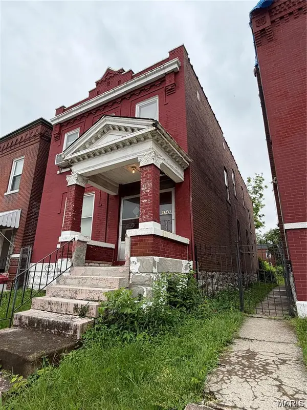 4146 Labadie AVE, St Louis, MO 63115