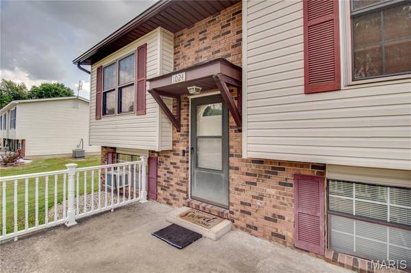 1024 W Hickory ST, Jerseyville, IL 62052