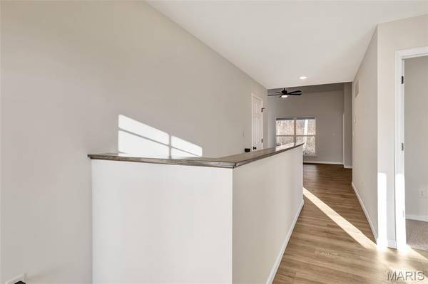 375 Butterfly Garden LN, Wentzville, MO 63385