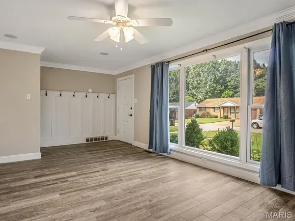 3608 Apple Orchard LN, St Louis, MO 63125