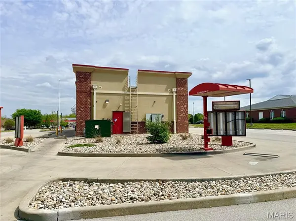500 N Giant City RD, Carbondale, IL 62901