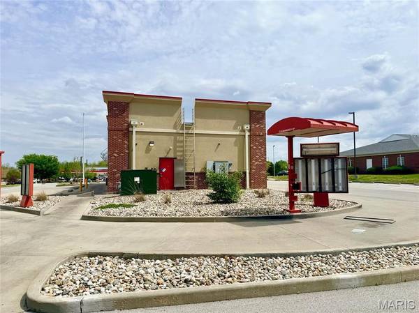 500 N Giant City RD, Carbondale, IL 62901