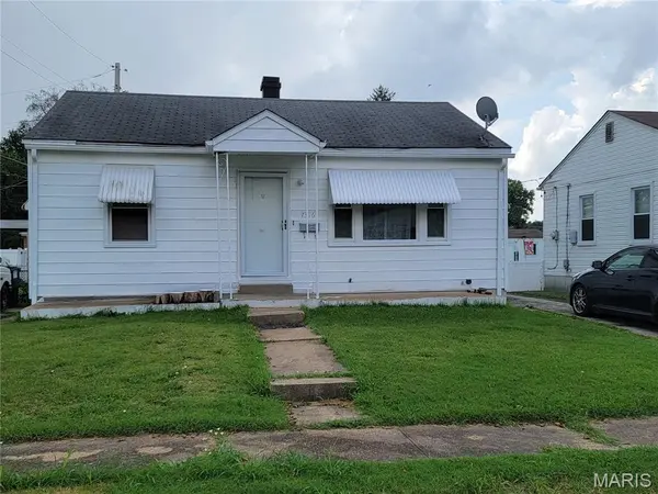 7316 Stolle ST, St Louis, MO 63116