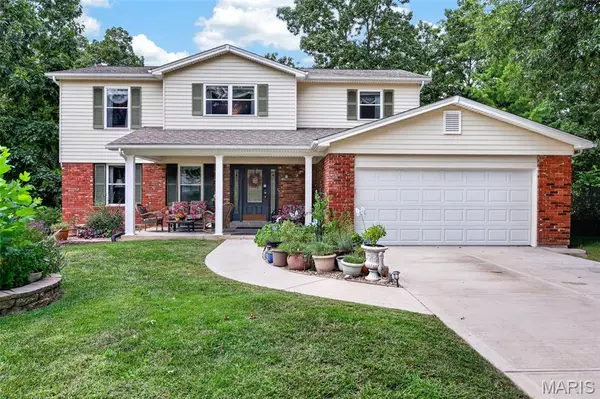1522 Pheasant Ridge DR, Ellisville, MO 63011