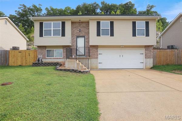 119 Country Club Parc CT, Imperial, MO 63052