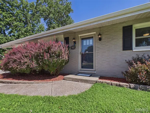 605 Fairway ST, Bethalto, IL 62010