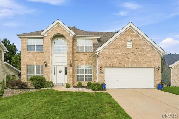 1366 Arbor Bluff CIR, Ballwin, MO 63021