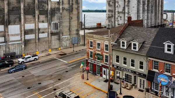 200 State ST, Alton, IL 62002