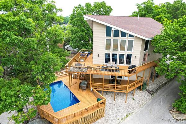 31391 Paradise PT, Rocky Mount, MO 65072