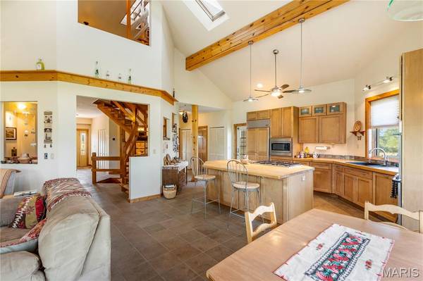 22694 Spencer LN, Kirksville, MO 63501