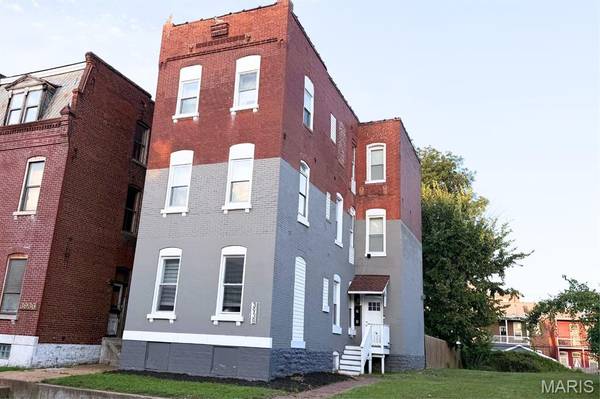 3938 Iowa AVE, St Louis, MO 63118