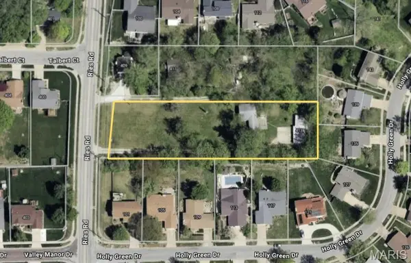 413 Reis RD, Ballwin, MO 63021