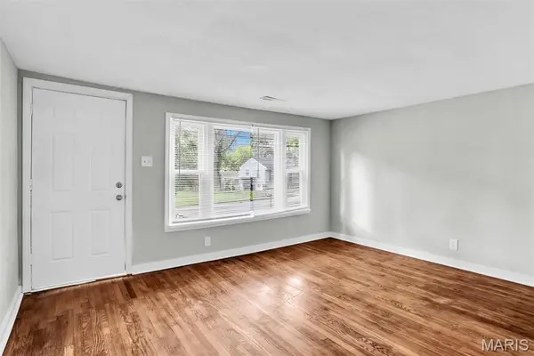 134 Anistasia DR, Calverton Park, MO 63135