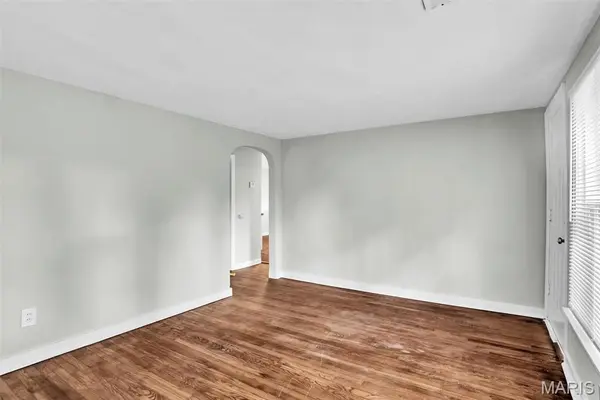 134 Anistasia DR, Calverton Park, MO 63135