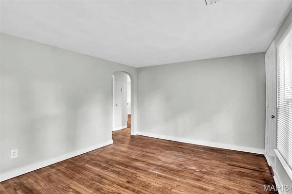 134 Anistasia DR, Calverton Park, MO 63135