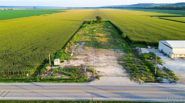 1059 State Route 16, Eldred, IL 62027