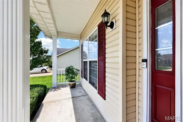 743 Springfield DR, Wentzville, MO 63385