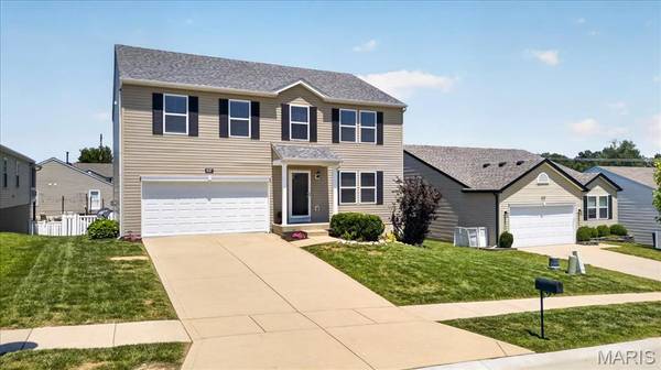 627 Hunt Run DR, Wentzville, MO 63385