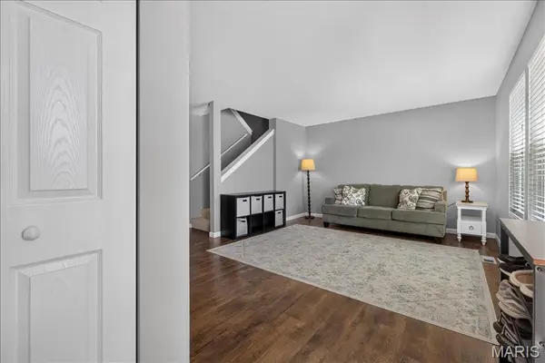627 Hunt Run DR, Wentzville, MO 63385