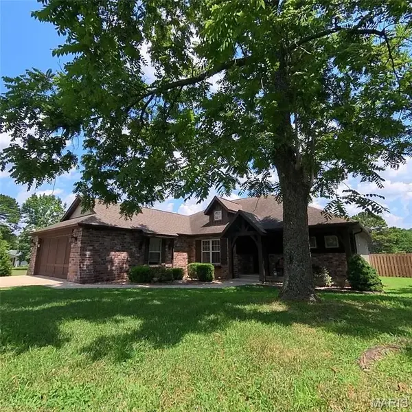 602 Oak Park BLVD, West Plains, MO 65775