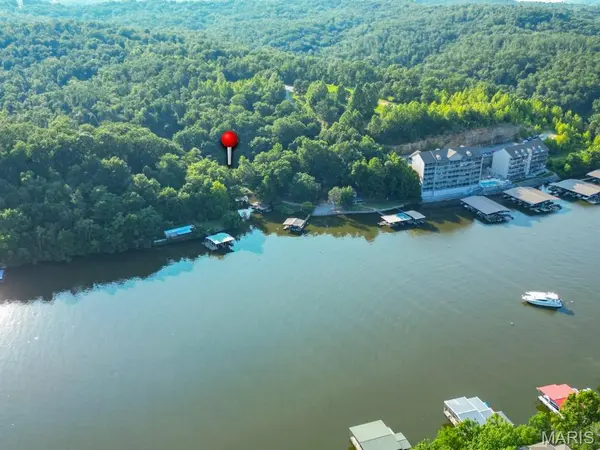 3071 Possum Hollow DR, Camdenton, MO 65020