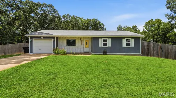 20599 Snicker CT, Waynesville, MO 65583