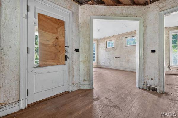345 Tiffin AVE, Ferguson, MO 63135