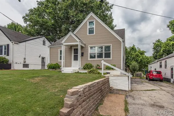 3651 Hilleman AVE, St John, MO 63114