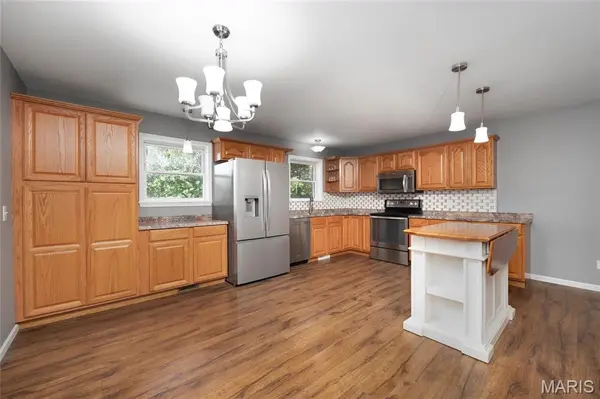 27849 Highway Aa, Laquey, MO 65534