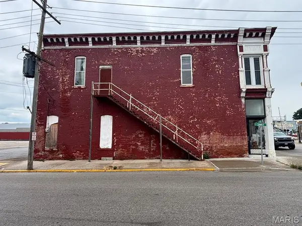 113 South Main Street, Monroe City, MO 63456