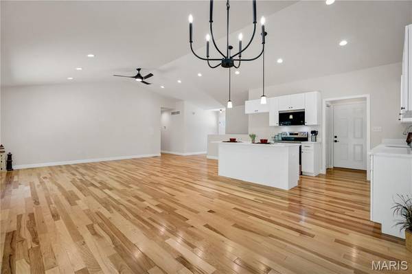 6103 Union DR, Hillsboro, MO 63050