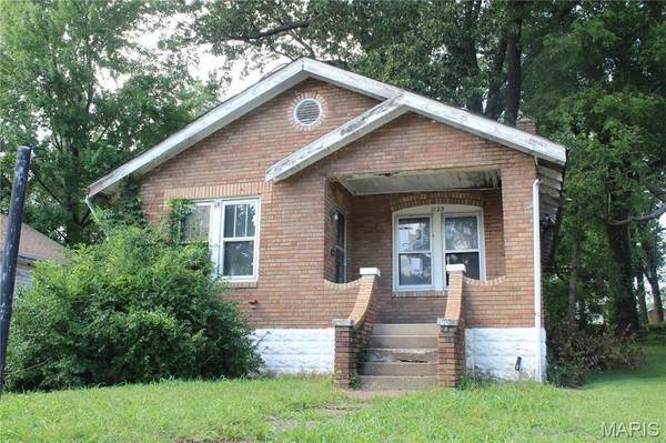 7125 Woodrow AVE, Velda City, MO 63121