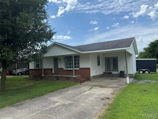 1334 Shelby AVE, Sikeston, MO 63801